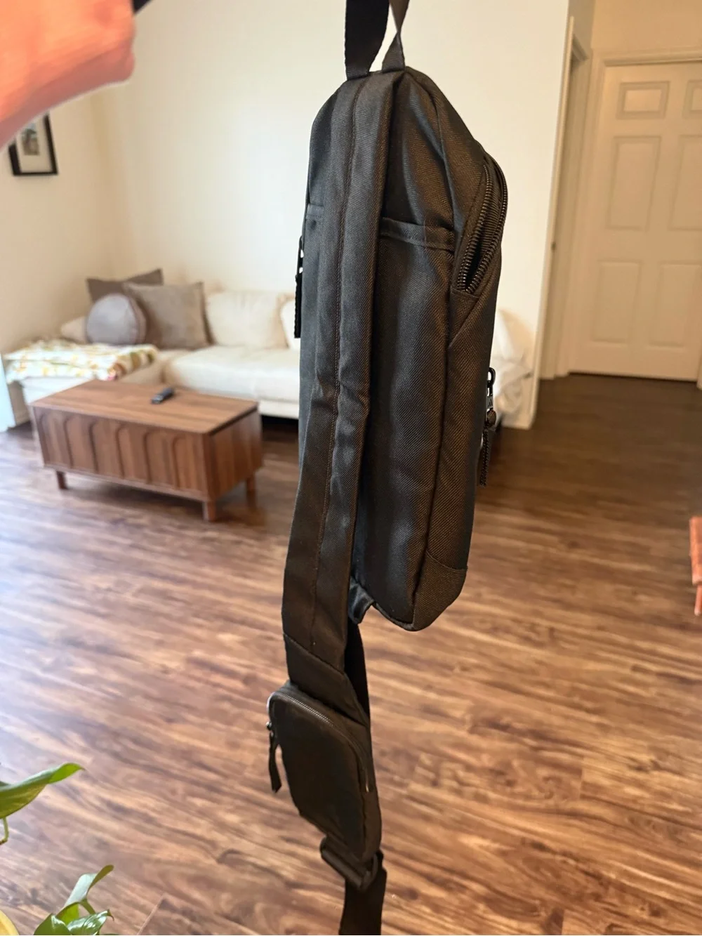 adidas compact sling